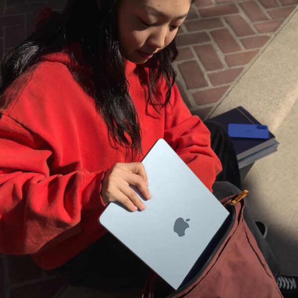 MacBook Air 13.6" M4 16GB 256GB Teclado Ingles - Imagen 2